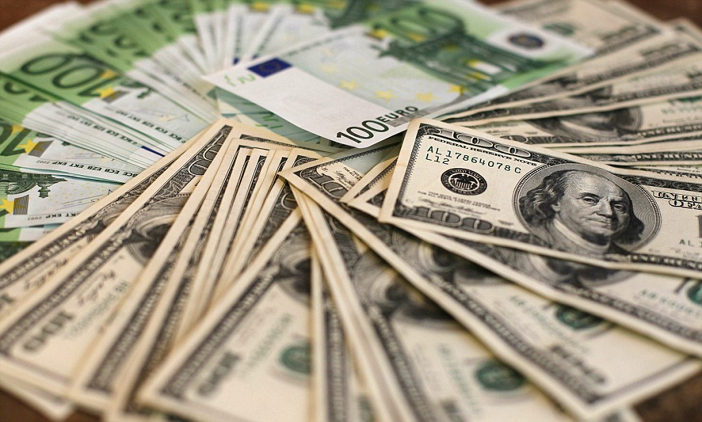 Euro Drops Massive in Dollars!